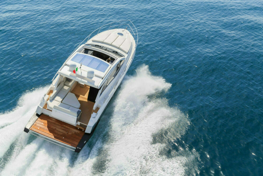 Luxury,Motor,Boat,,Rio,Yachts,Italian,Shipyard